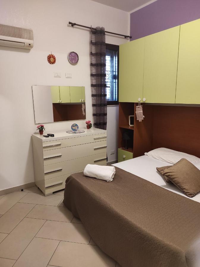 Private Studios - Monolocale Privato Палермо Екстериор снимка